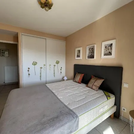 T2 Rdc Avec Terrasse, Parking, Et Wifi A - Fr-1-495-76 شقة *